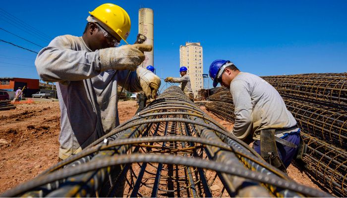  Com 4%, Paraná chega à 3ª menor taxa de desemprego da sua história, aponta IBGE